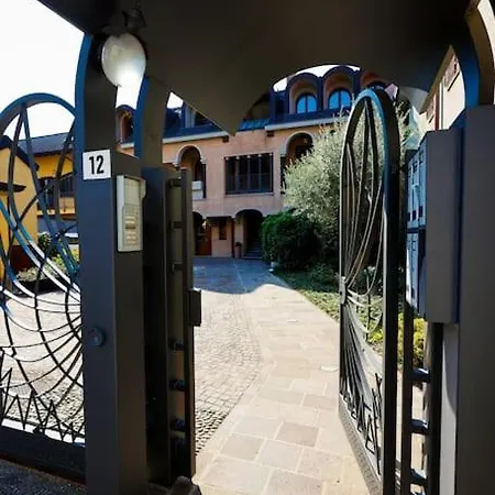 Prestigioso Di 70mq Vicino Milano Apartmán